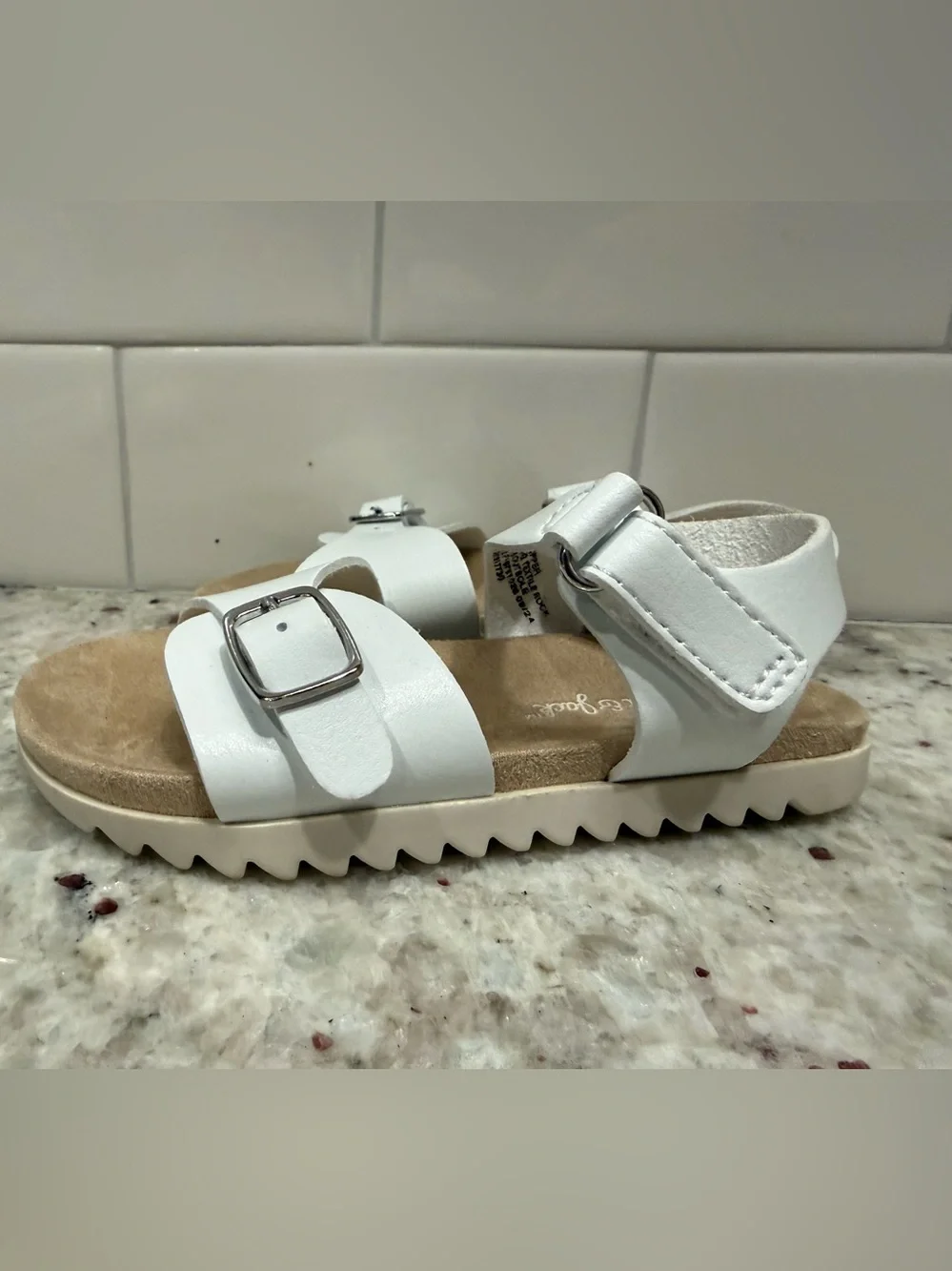 3/$15* Cat & Jack White Buckle Strap Sandals “Sharon” Size 7